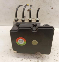 Bloc ABS (freins anti-blocage) HYUNDAI I 20 2 Photo n°1