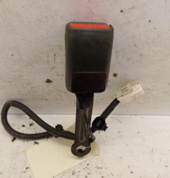 Attache ceinture avant droit HYUNDAI I 20 2 Photo n°1