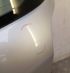 Malle/Hayon arriere RENAULT CLIO 3 Photo n°4