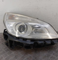 Optique avant principal droit (feux)(phare) RENAULT SCENIC 2 Photo n°1