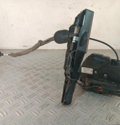 Serrure avant droit RENAULT CLIO 4