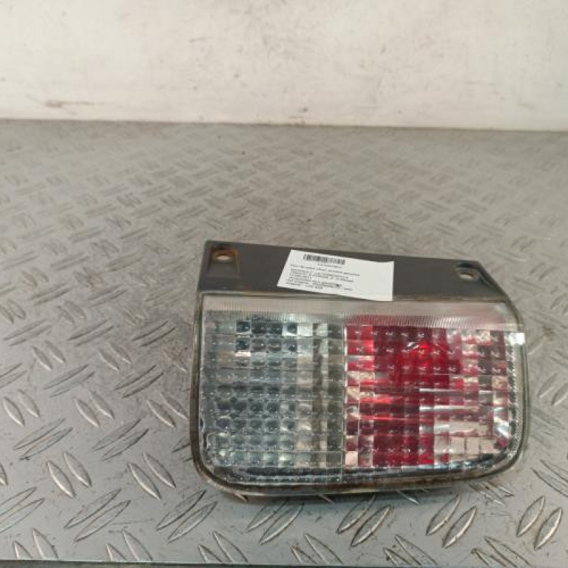 Feu de pare choc arriere gauche RENAULT TRAFIC 2