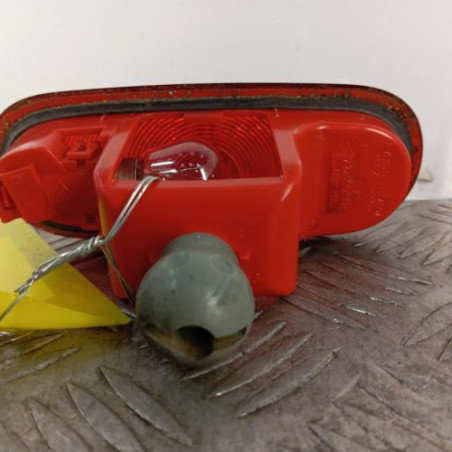 Feu arriere stop central RENAULT TRAFIC 2