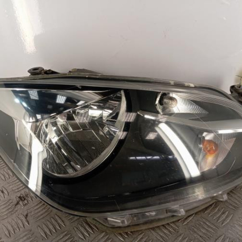 Optique avant principal droit (feux)(phare) VOLKSWAGEN UP