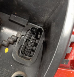 Feu arriere principal gauche (feux) RENAULT CLIO 3 Photo n°4