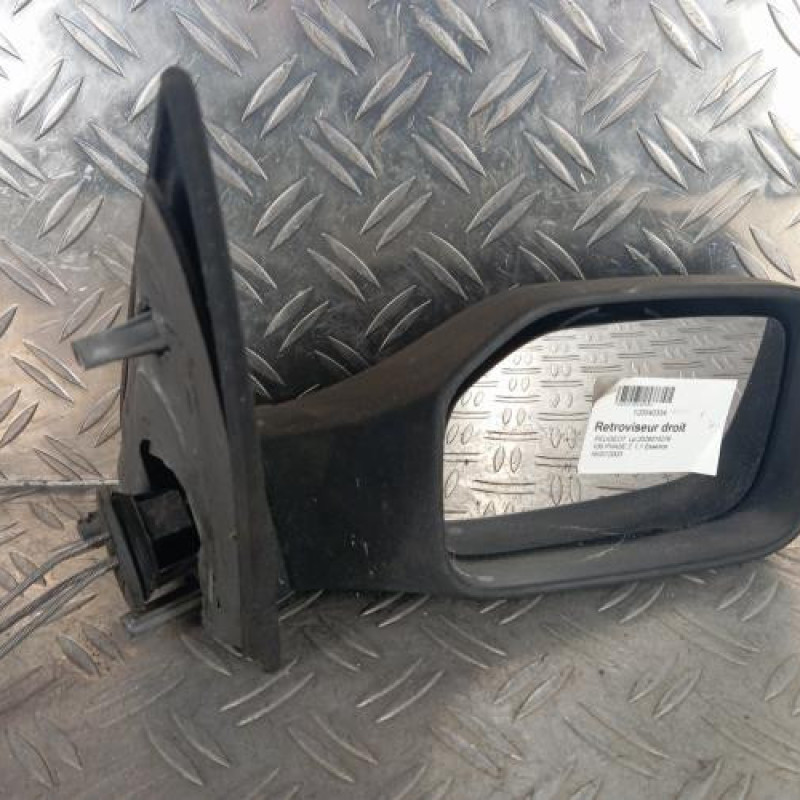 Retroviseur droit PEUGEOT 106 Retroviseur droit PEUGEOT 106