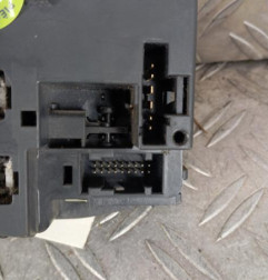 Commodo d'essuie glaces RENAULT CLIO 3 Photo n°4