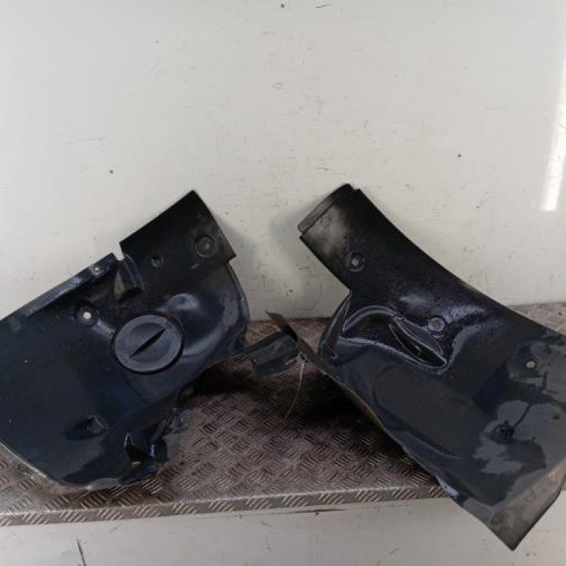 Pare boue avant gauche RENAULT MEGANE 2