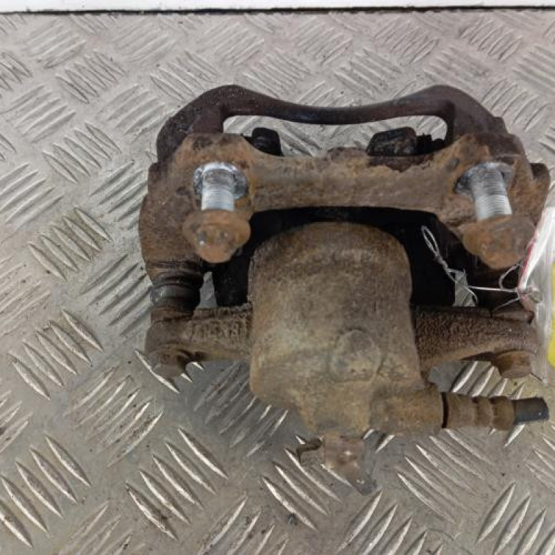Etrier avant gauche (freinage) FIAT FIORINO 3