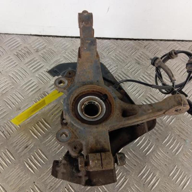 Moyeu avant droit FIAT FIORINO 3 Moyeu avant droit FIAT FIORINO 3