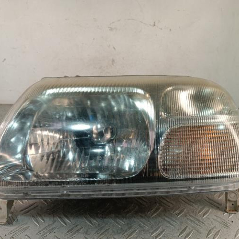 Optique avant principal gauche (feux)(phare) SUZUKI GRAND VITARA 1