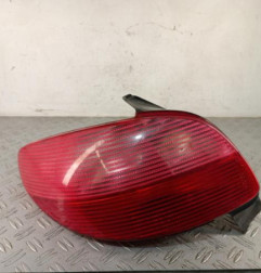 Feu arriere principal gauche (feux) PEUGEOT 206 Photo n°1