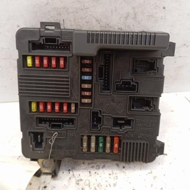 Boitier UPC RENAULT SCENIC 2