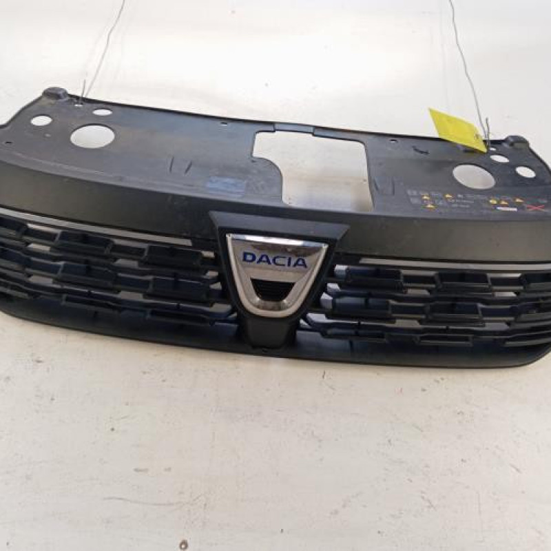 Calandre DACIA SANDERO 3