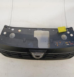 Calandre DACIA SANDERO 3