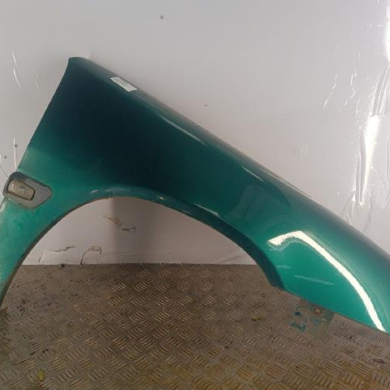 Aile avant droit CITROEN SAXO