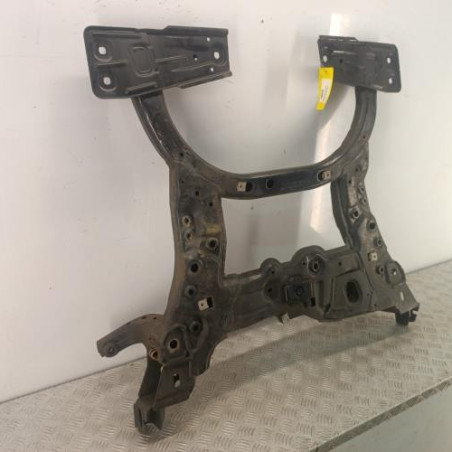 Berceau avant MERCEDES CLASSE A 176