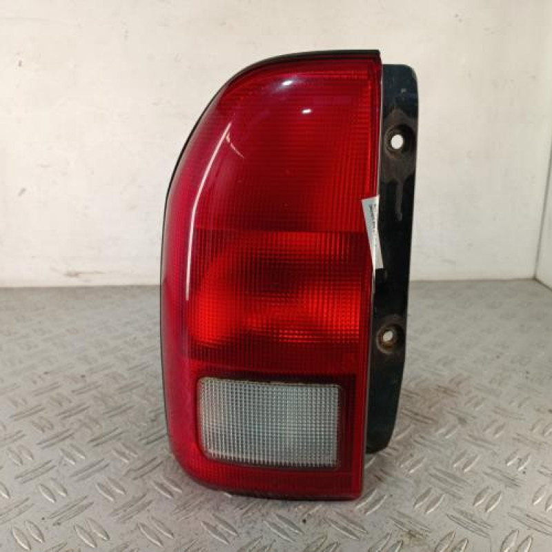 Feu arriere principal gauche (feux) SUZUKI GRAND VITARA 1