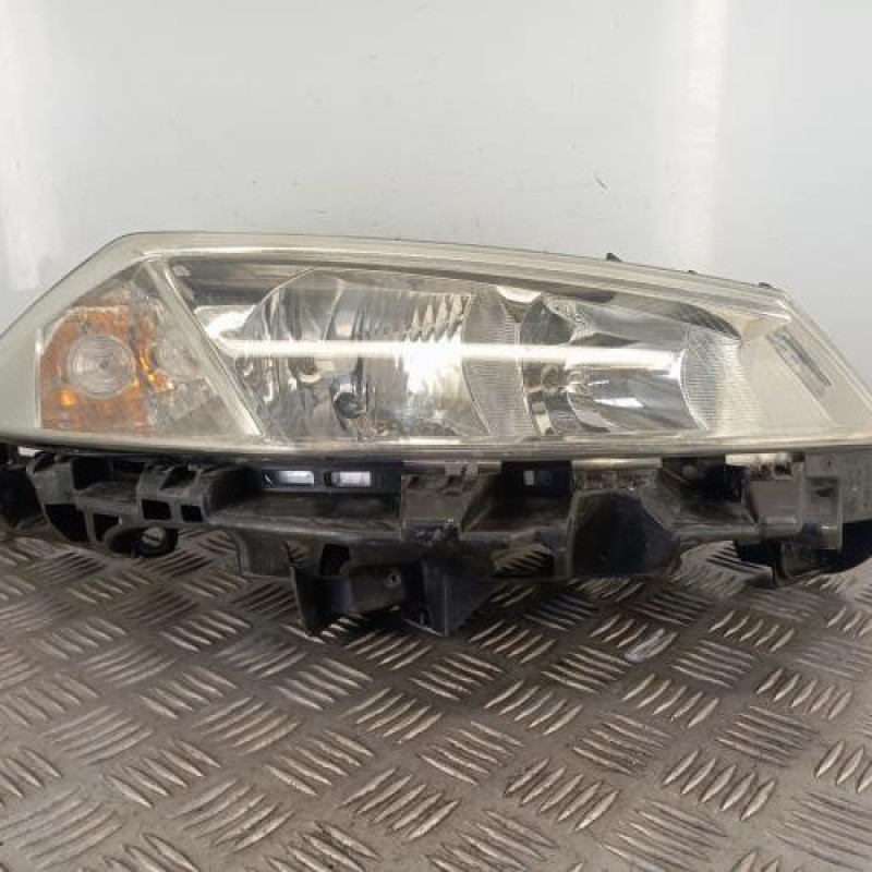 Optique avant principal droit (feux)(phare) RENAULT MEGANE 2
