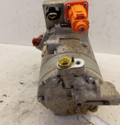 Compresseur clim VOLKSWAGEN UP Photo n°3