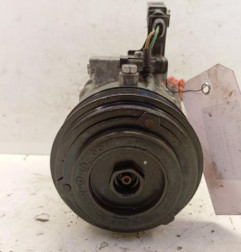 Compresseur clim VOLKSWAGEN UP Photo n°1