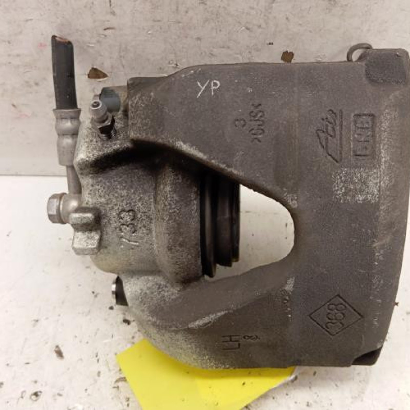 Etrier avant gauche (freinage) RENAULT KANGOO 3