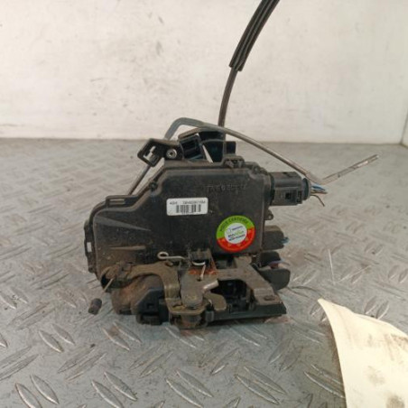 Serrure arriere droit VOLKSWAGEN GOLF 4