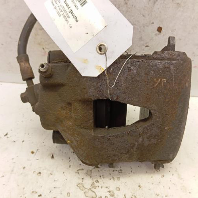 Etrier avant gauche (freinage) SKODA FABIA 1