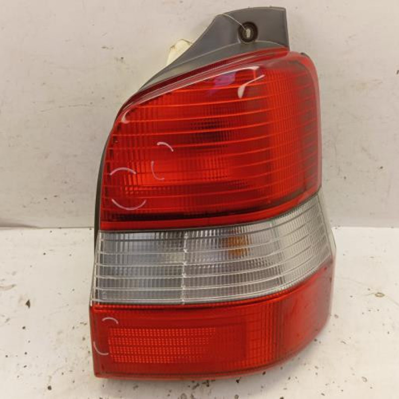 Feu arriere principal droit (feux) MAZDA DEMIO