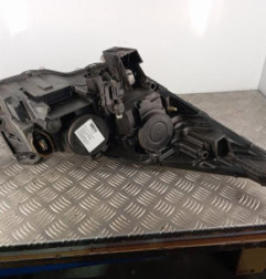 Optique avant principal gauche (feux)(phare) PEUGEOT 5008 1