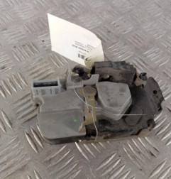 Serrure arriere droit PEUGEOT 206