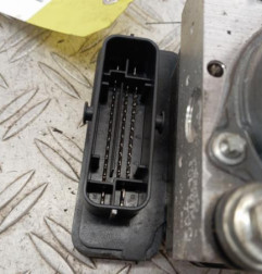 Bloc ABS (freins anti-blocage) CITROEN C3 3 Photo n°6