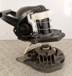 Treuil de roue de secours RENAULT CLIO 3 Photo n°1