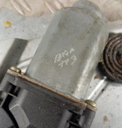 Leve vitre electrique avant gauche RENAULT TWINGO 1 Photo n°4