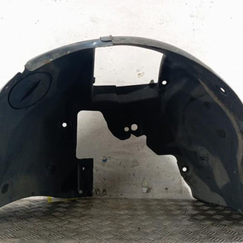 Pare boue avant gauche RENAULT MEGANE 2