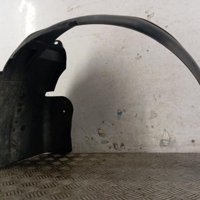 Pare boue avant gauche PEUGEOT 106