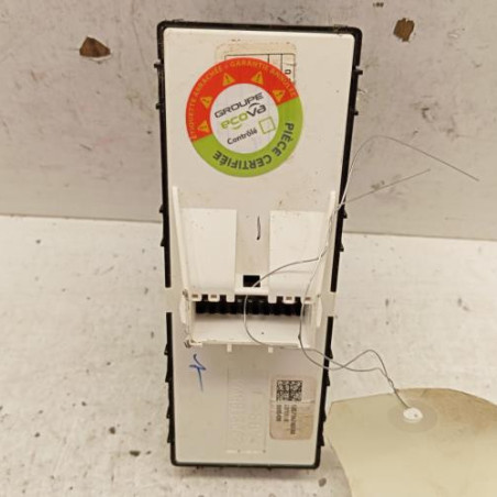 Interrupteur de leve vitre avant gauche HYUNDAI TUCSON 3