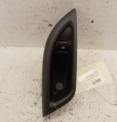 Interrupteur de leve vitre arriere droit OPEL ASTRA K Photo n°1