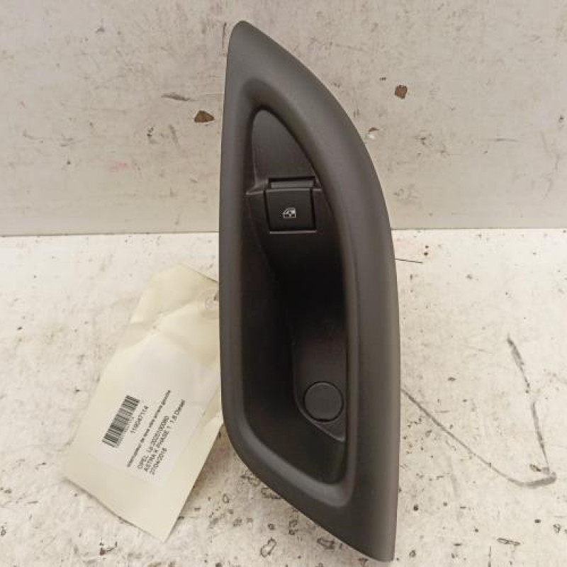 Interrupteur de leve vitre arriere gauche OPEL ASTRA K