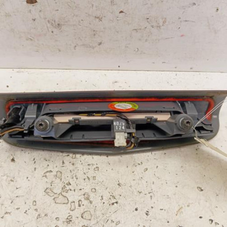 Feu arriere stop central OPEL CORSA D