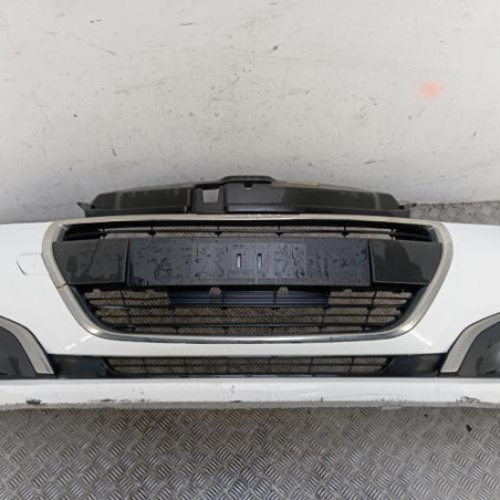 Pare choc avant PEUGEOT 208 1 Photo n°1