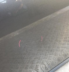 Porte avant gauche PEUGEOT 2008 1