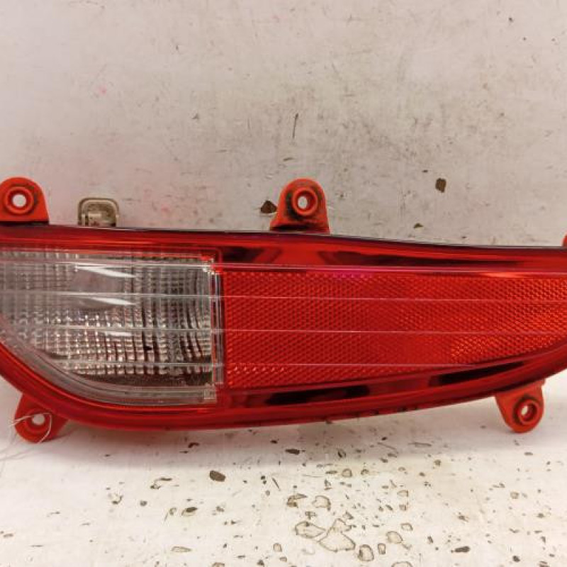 Feu de pare choc arriere droit HYUNDAI I 20 2