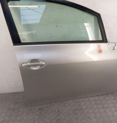 Porte avant droit TOYOTA AURIS 1 Photo n°1