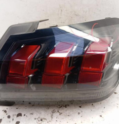 Feu arriere principal droit (feux) PEUGEOT 208 2 Photo n°1