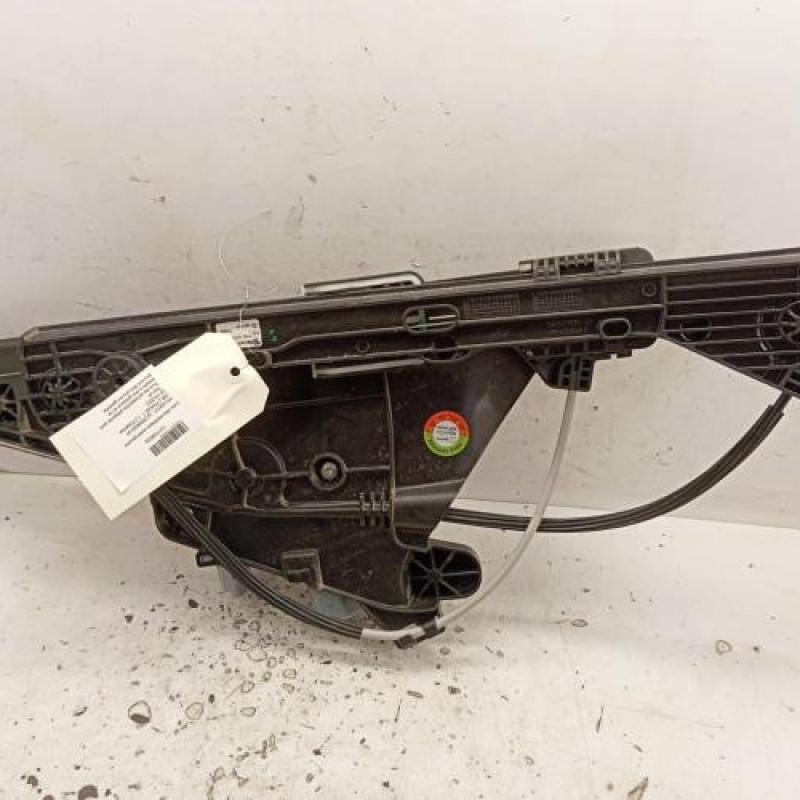 Leve vitre electrique avant gauche PEUGEOT 208 2