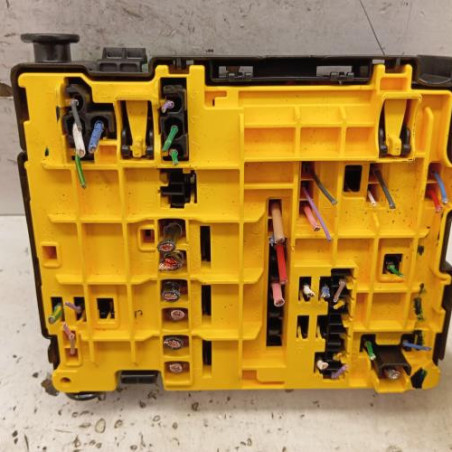 Porte fusible PEUGEOT 208 2