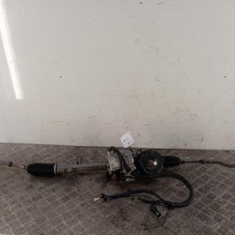 Cremaillere assistee PEUGEOT 208 1