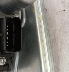 Leve vitre electrique avant droit NISSAN QASHQAI 3 Photo n°3