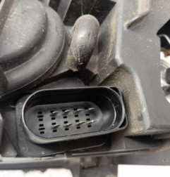 Optique avant principal droit (feux)(phare) ALFA ROMEO GT Photo n°3